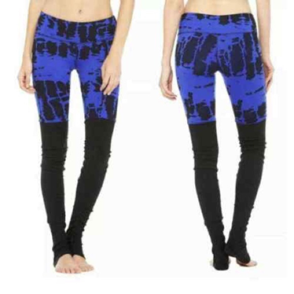 040. Alo Yoga Goddess Legging in Blue Black Tie Dye Pattern